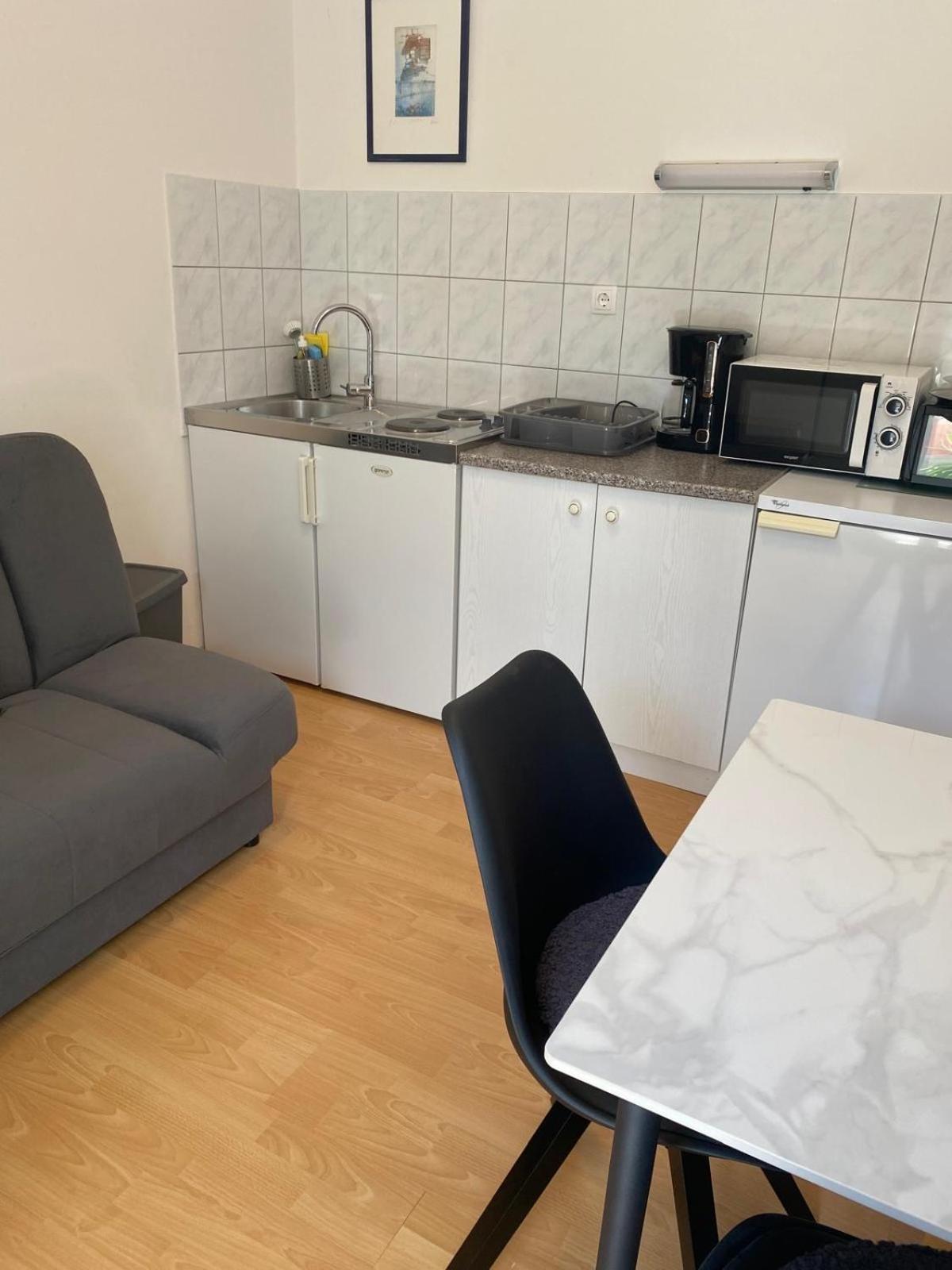 House Agradable Apartment Seget Vranjica Exterior photo